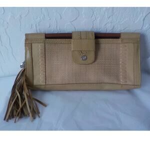 Relic Purse Clutch Wristlet strap Beige Wood Snap On Faux Leather Fabric